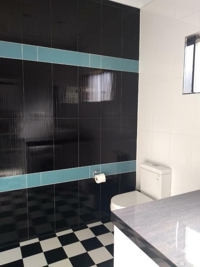 Kindred Studio Apartments Leeton Екстер'єр фото