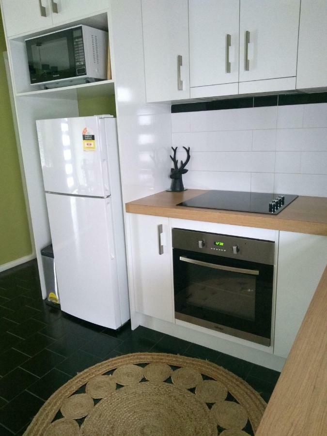Kindred Studio Apartments Leeton Екстер'єр фото