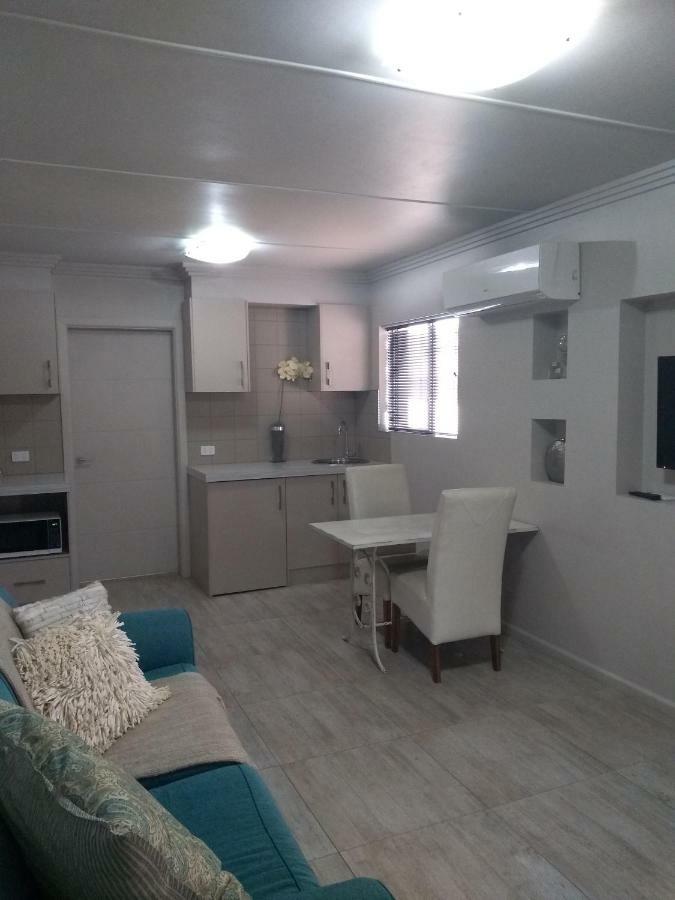 Kindred Studio Apartments Leeton Екстер'єр фото